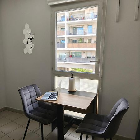 Cozy Apartment In City Center Marseille Exterior photo